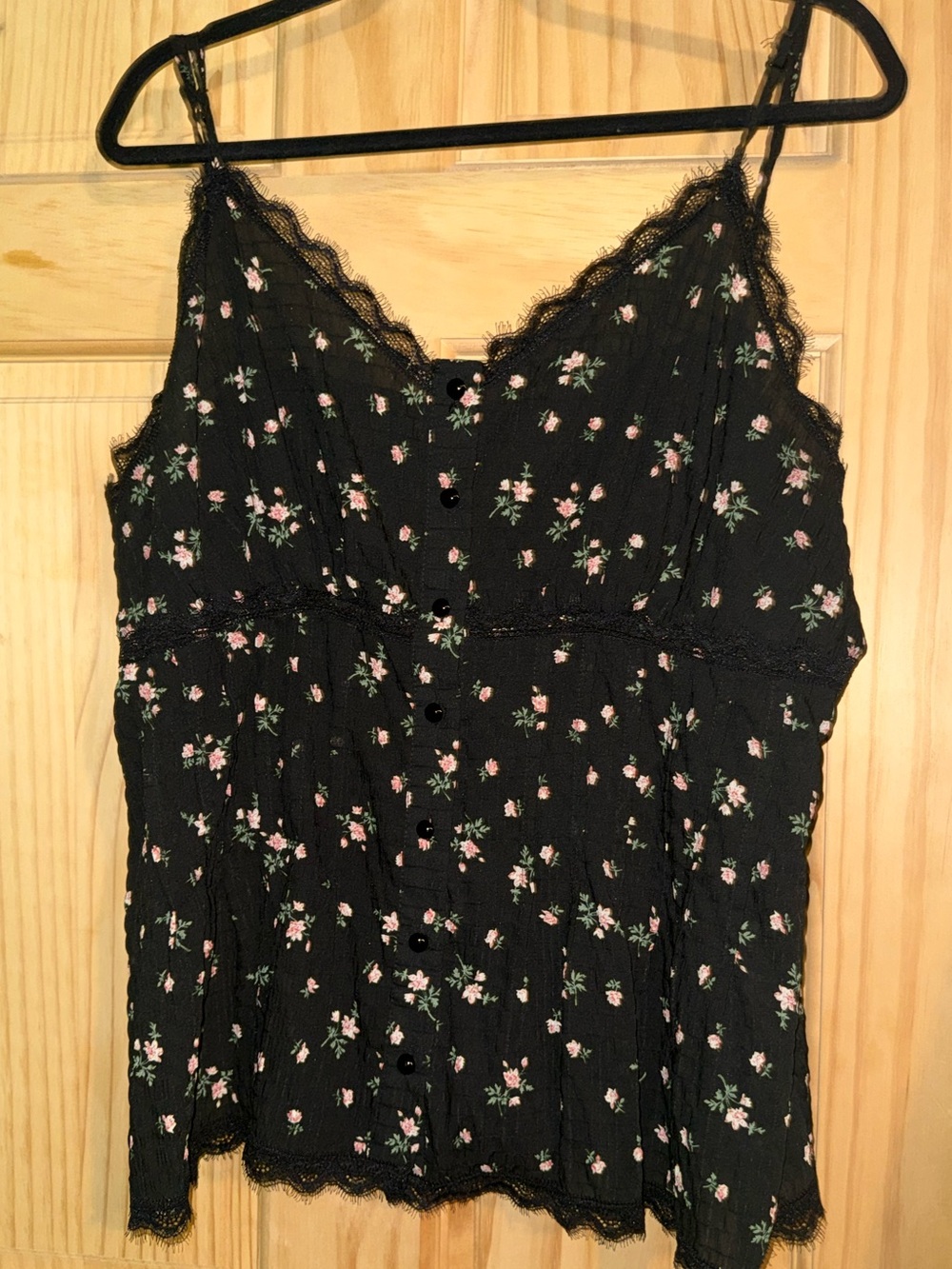 SHEIN Black Floral Lace-Trim Button-Front Cami